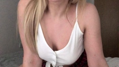 MILF blonde live toys webcam show in shower